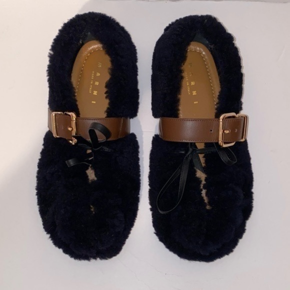 Marni Shoes - Marni shearling buckled flats